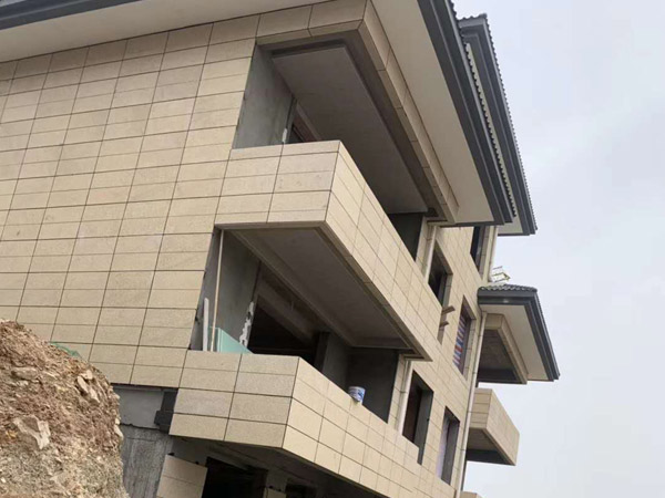 超大規(guī)格板的對(duì)角線(xiàn)、垂直度可以偏差多少？