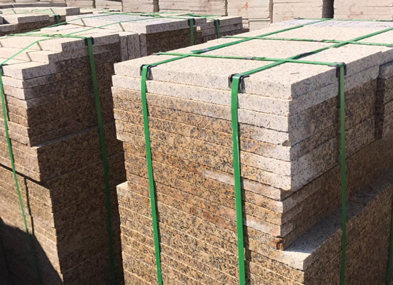 黃金麻石材多少一平？