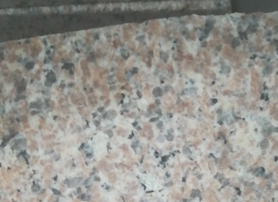 地鋪石在小院應(yīng)用中尺寸穩(wěn)定性與墊層抗沉降性能關(guān)聯(lián)要求(圖4) 地鋪石在小院應(yīng)用中尺寸穩(wěn)定性與墊層抗沉降性能關(guān)聯(lián)要求(圖4)