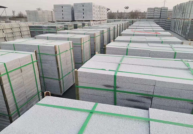 芝麻白路沿石加工費(fèi)1米4元怎么算