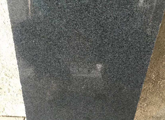 芝麻黑石材.jpg 芝麻黑石材.jpg