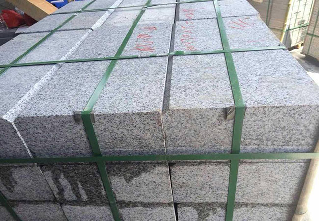 小快石鋪裝如何正確預(yù)留縫隙避免后期問題(圖1)