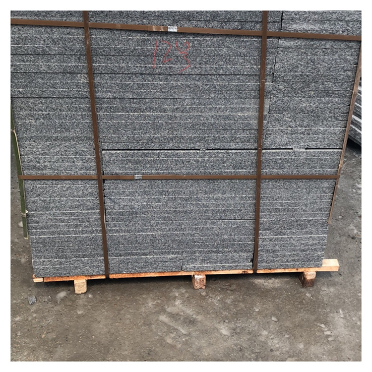 火燒板芝麻灰和芝麻黑的使用