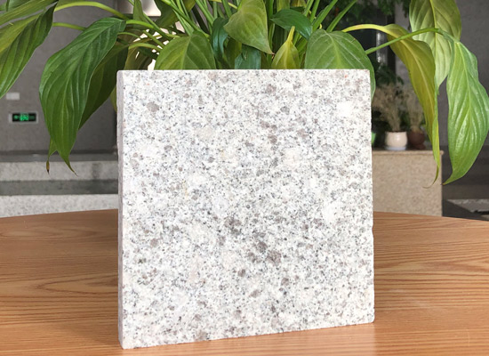 石材的用途和環(huán)境選擇不同的石材養(yǎng)護方法