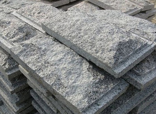芝麻灰花崗巖石材價(jià)格？