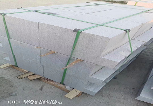 挑高客廳別墅裝修石材背景墻基層龍骨固定方式(圖1)