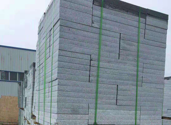 芝麻灰石材價格，深灰麻花崗巖怎么樣