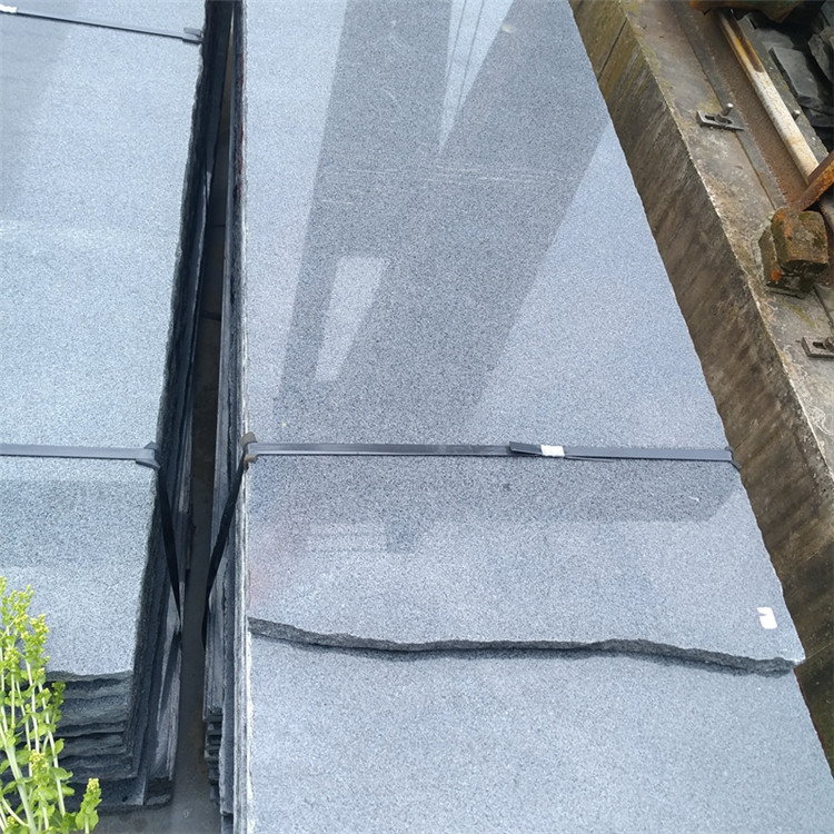 荔枝面芝麻灰花崗巖圖片