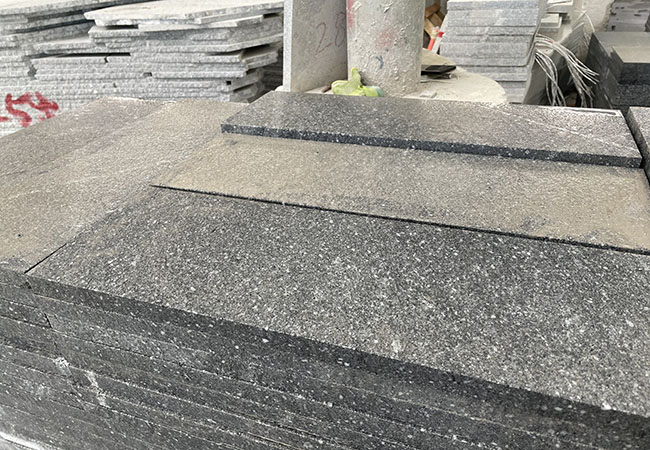 花崗巖芝麻白價格多少錢(圖5)