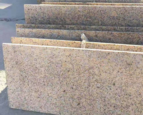 為什么說大理石是'活的'建筑材料？它的微觀世界令人驚嘆