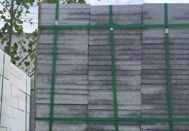 福建芝麻灰廠家電話，芝麻灰石材價(jià)格多少