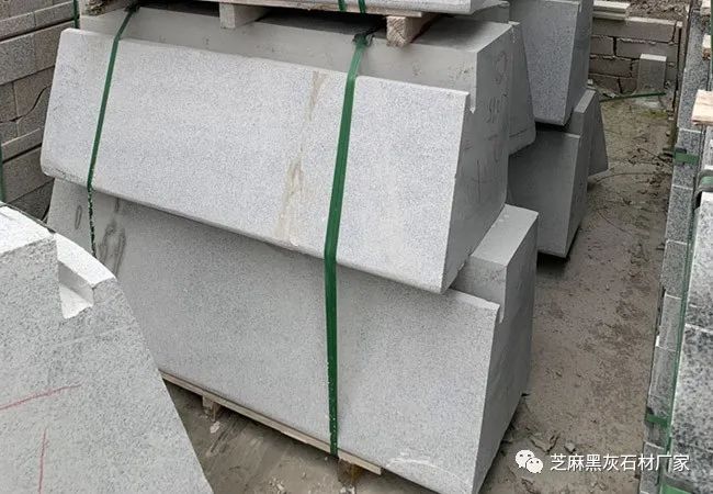 芝麻白樹(shù)池石(圖3)