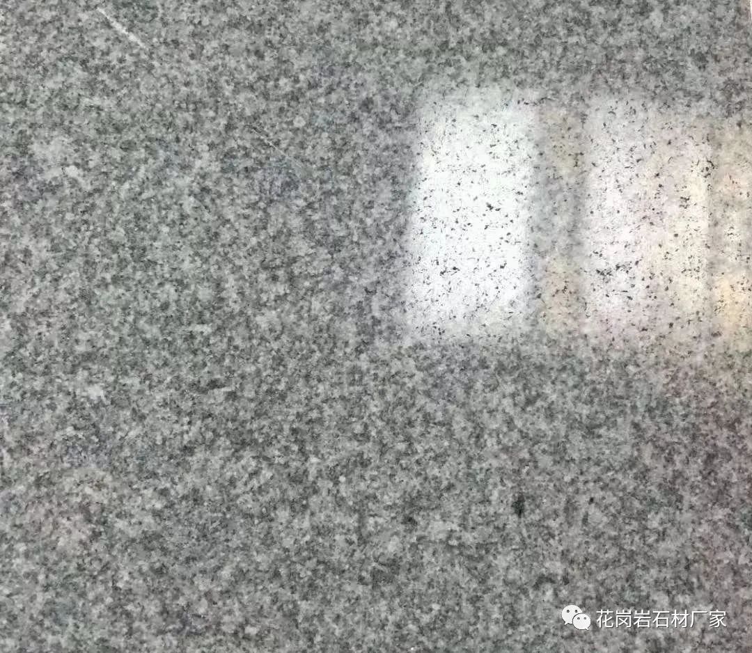 光面芝麻灰花崗巖防滑(圖4) 光面芝麻灰花崗巖防滑(圖4)