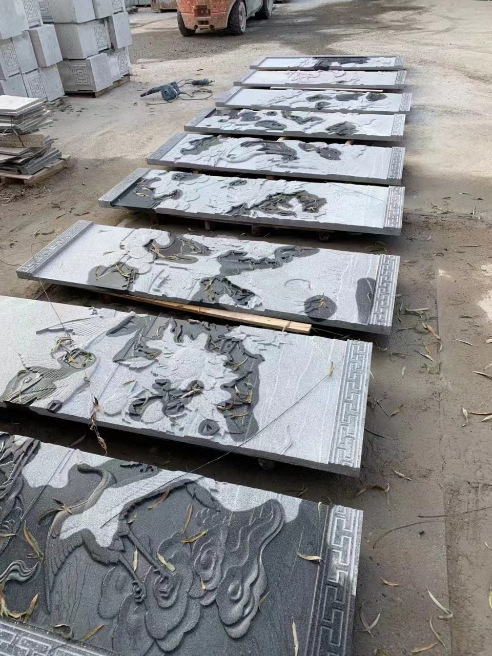 石材雕刻廠家刻字、鏤空雕工藝