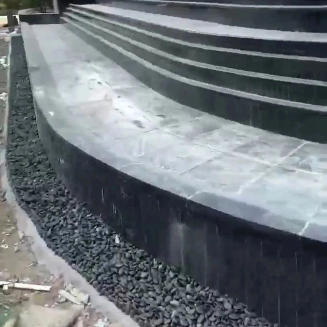 水景石材設(shè)計新潮流：黑色石材的魅力與獨(dú)特加工工藝